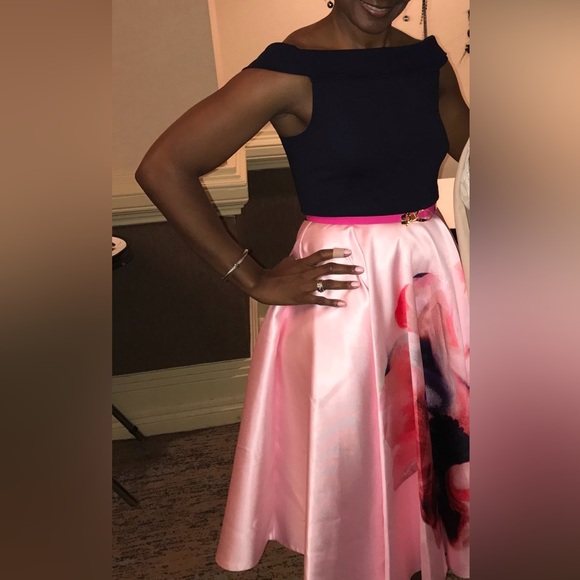 Ted Baker London Dresses & Skirts - Ted Baker semi formal/ formal dress. Size 2 equivalent to US 6.